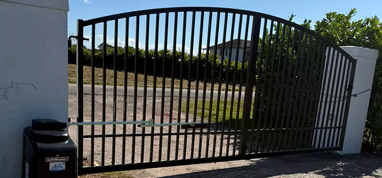 Driveway Fence Repair Gary